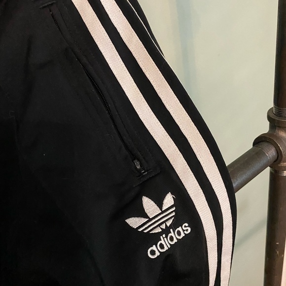 Women’s adidas track pants - size M - Picture 1 of 3